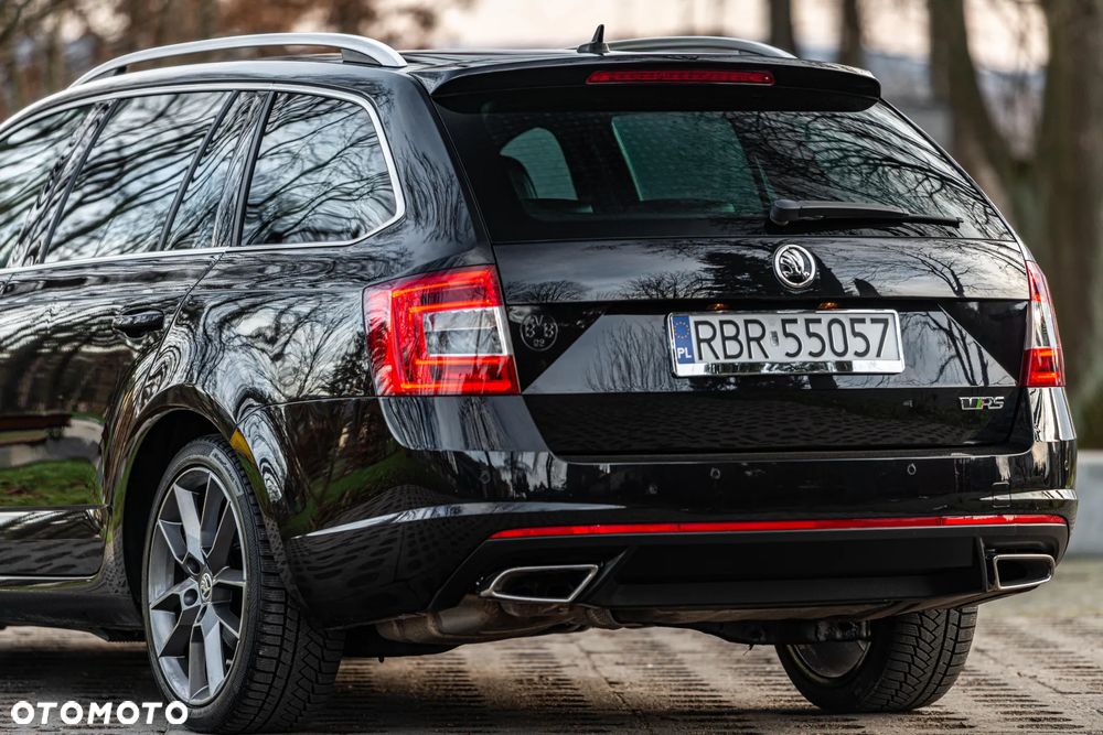 Skoda Octavia 2.0 TDI DSG RS - 6