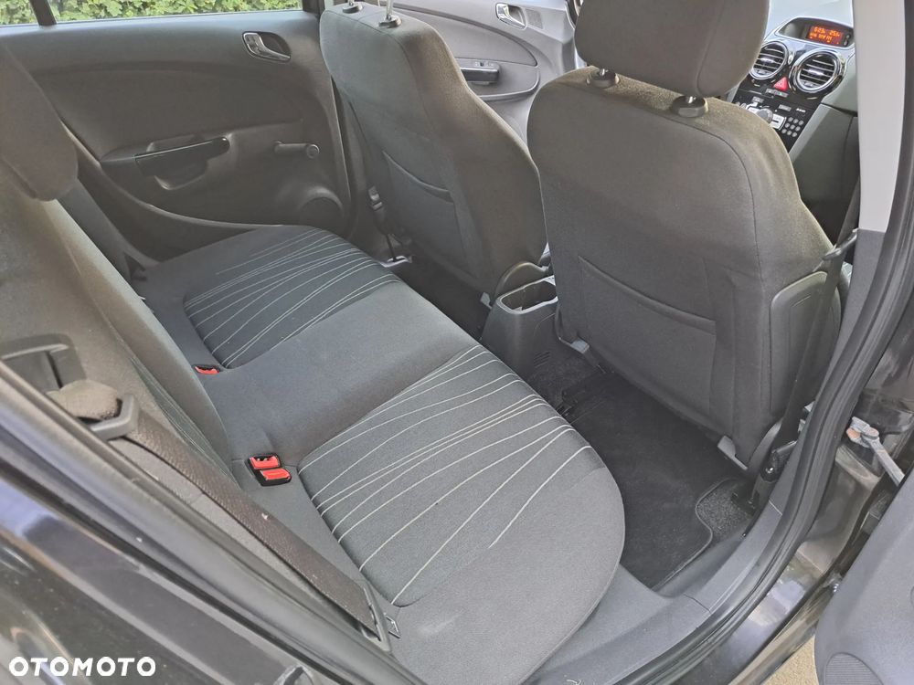 Opel Corsa - 11