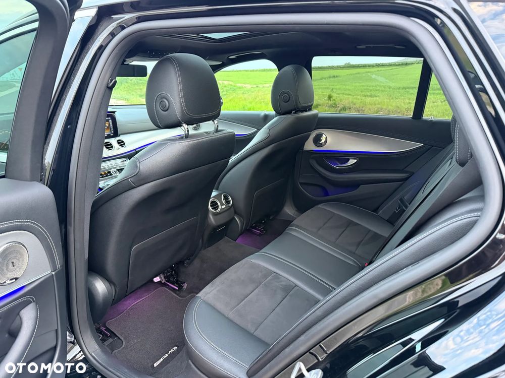Mercedes-Benz Klasa E 220 d 9G-TRONIC - 21