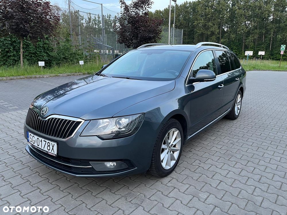 Skoda Superb 2.0 TDI Ambition - 4