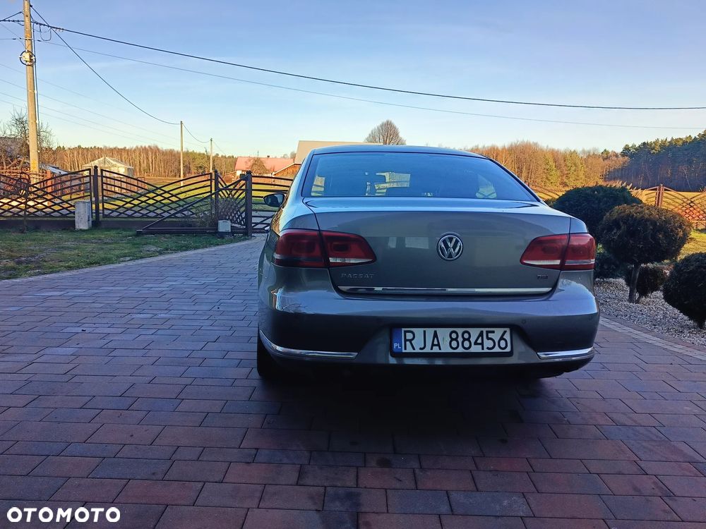 Volkswagen Passat 1.8 TSI Comfortline - 9