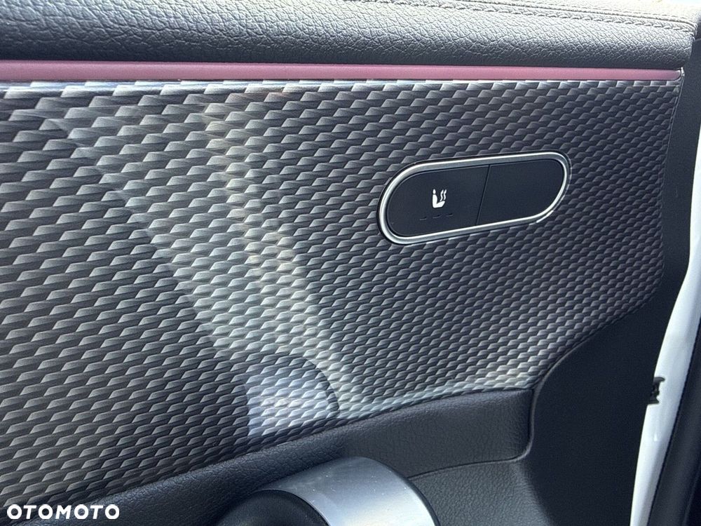 Mercedes-Benz CLA - 14