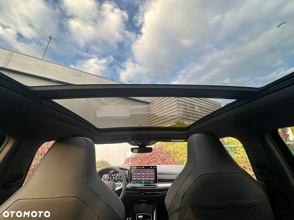 Volkswagen Golf Variant 2.0 TDI R-Line Plus DSG - 29