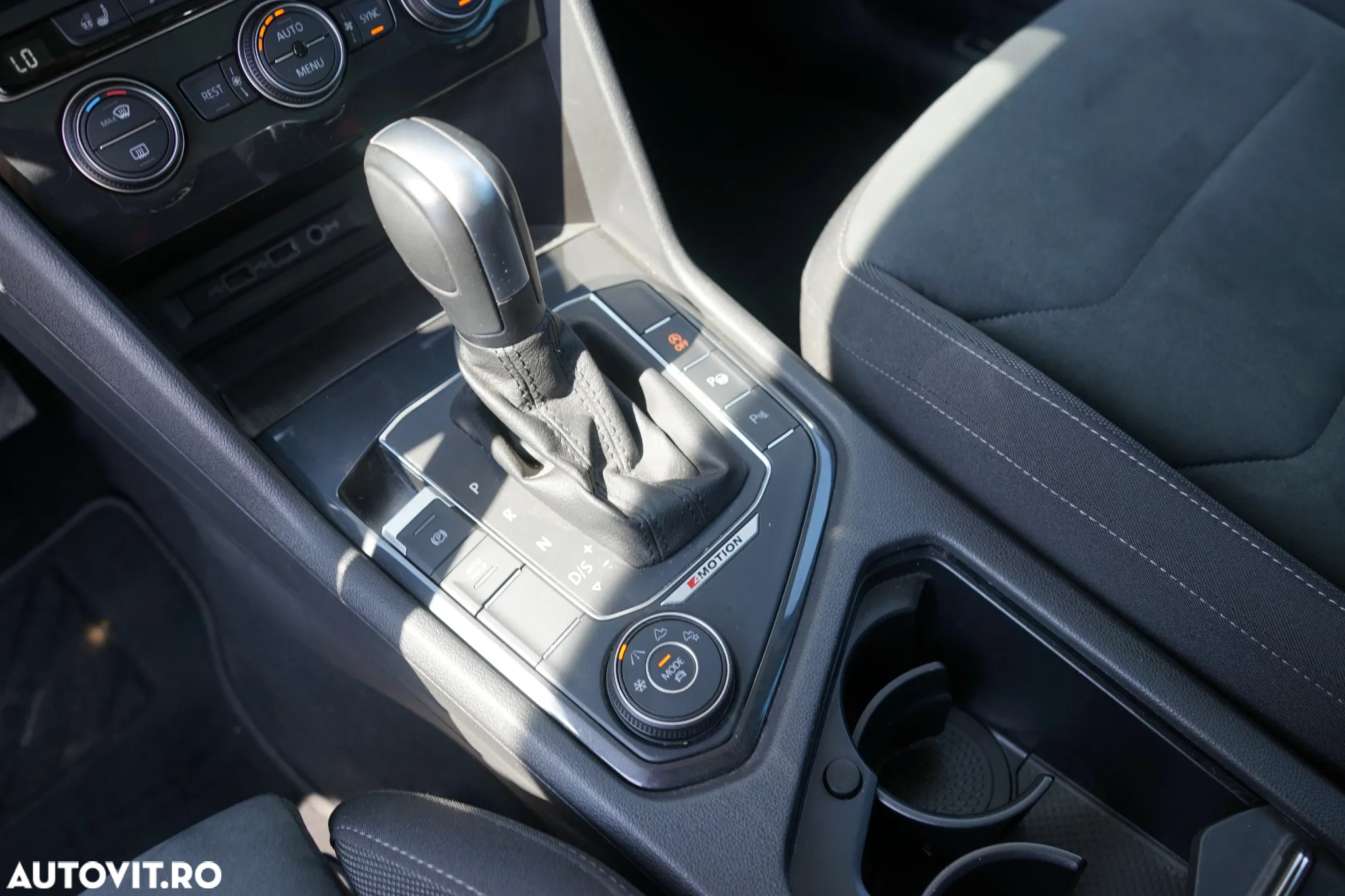 Volkswagen Tiguan 2.0 TDI DSG 4Mot Highline - 26