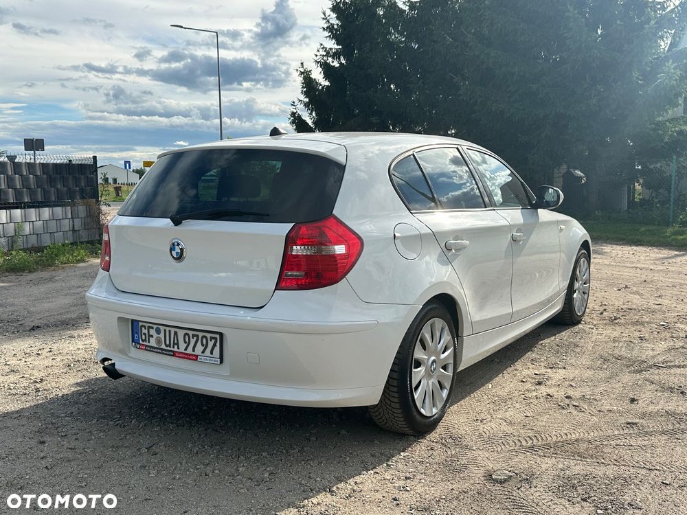 BMW Seria 1 - 16