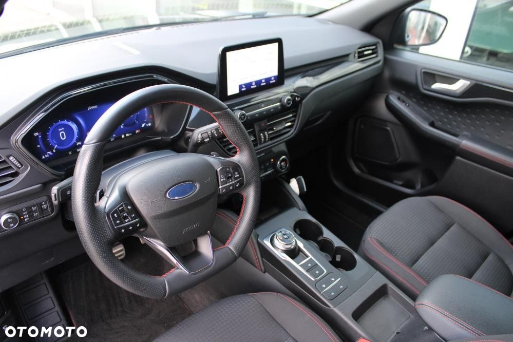 Ford Kuga - 9