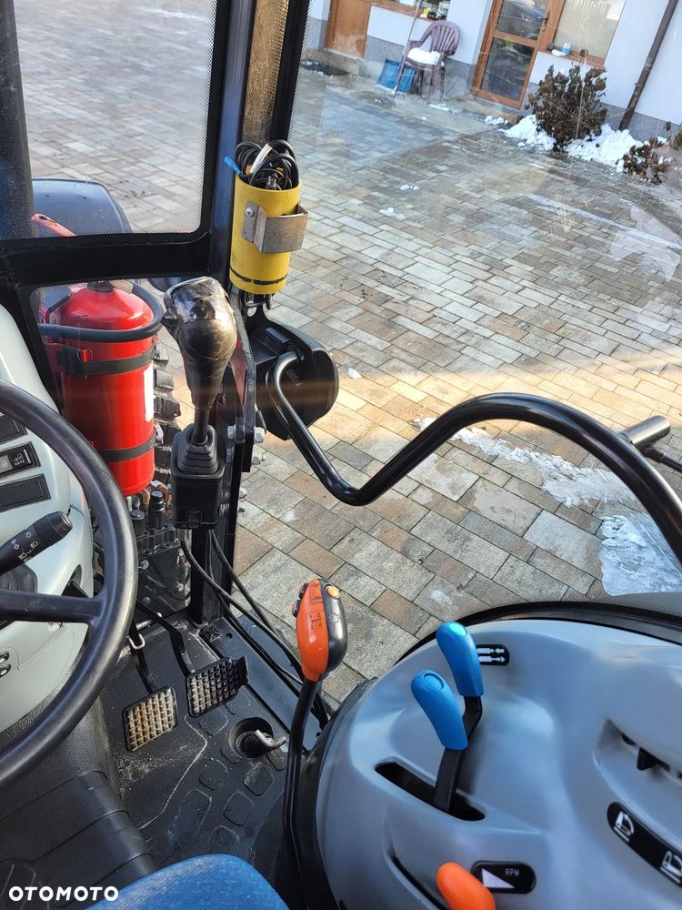 New Holland T4030F - 12