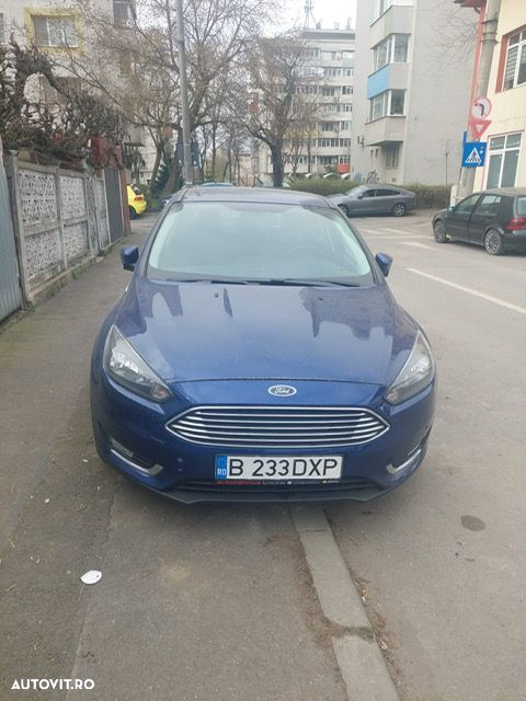 Ford Focus - 1