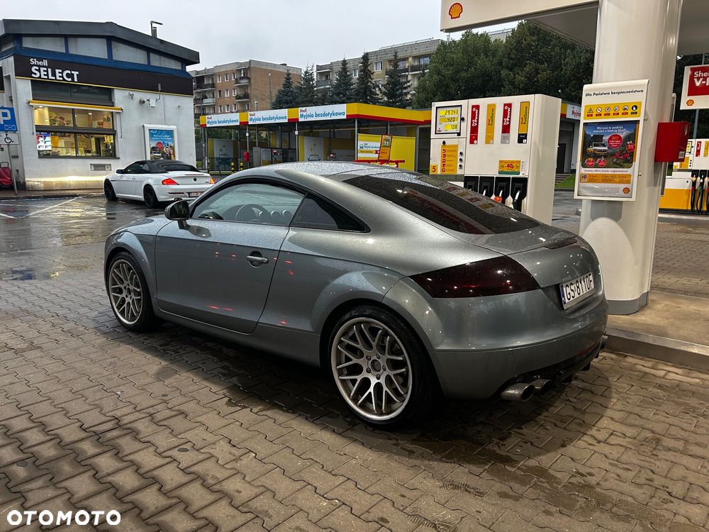 Audi TT Coupé - 16