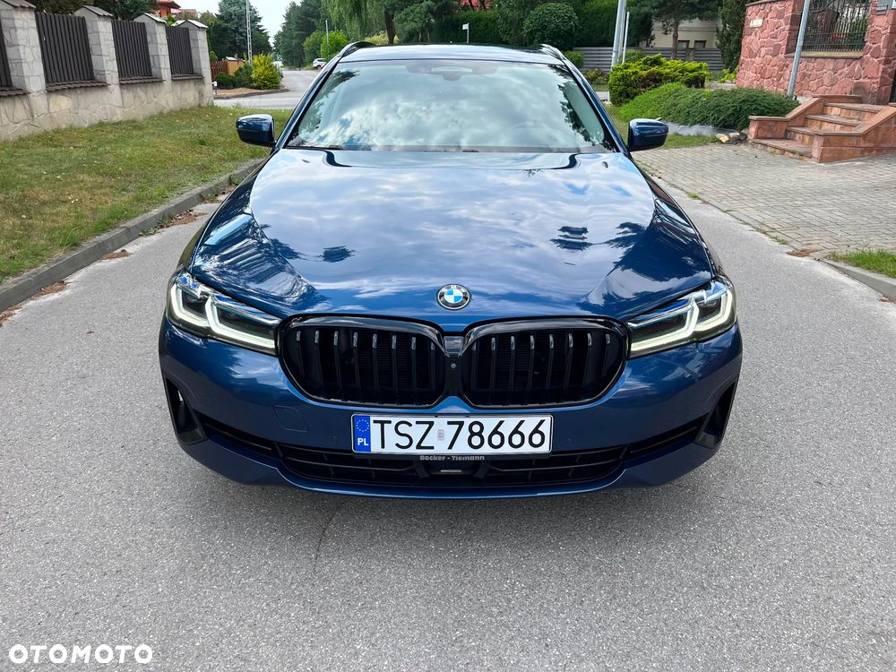 BMW Seria 5 520d M Sport - 11