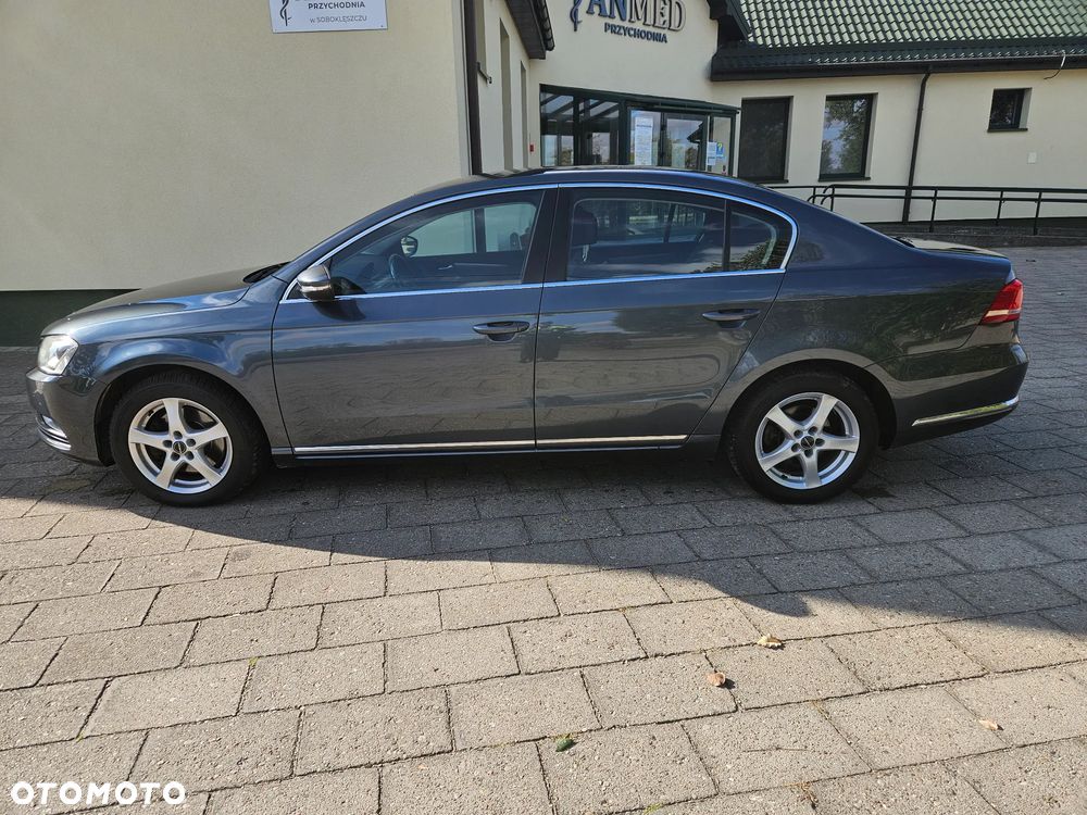Volkswagen Passat Variant 2.0 TDI DSG BlueMotion Technology Trendline - 5