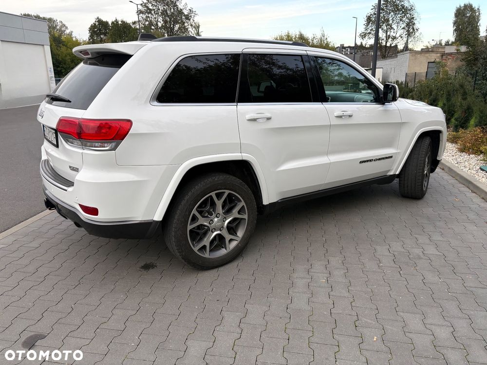 Jeep Cherokee - 5