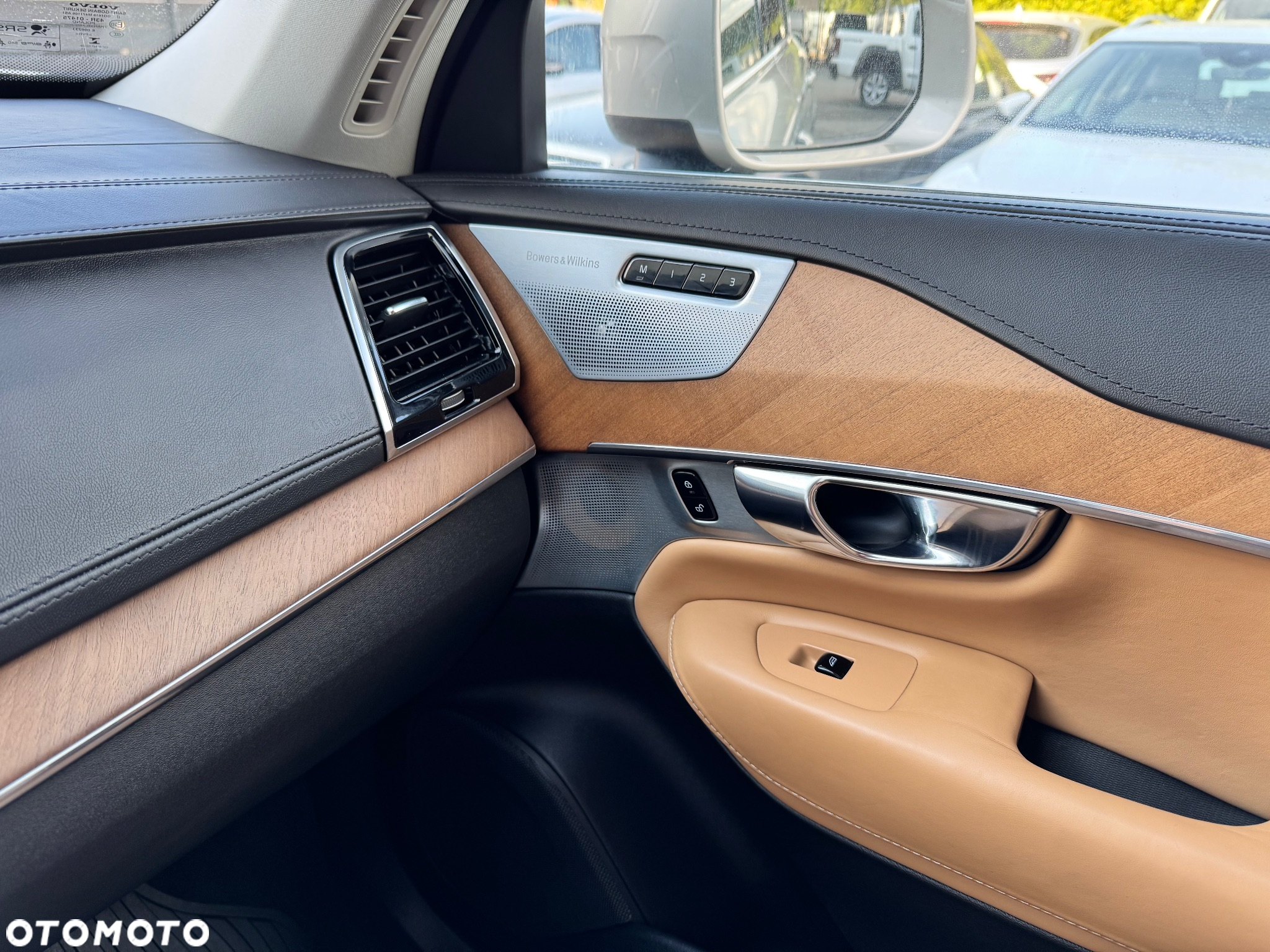 Volvo XC 90 D5 SCR AWD Inscription 7os - 29