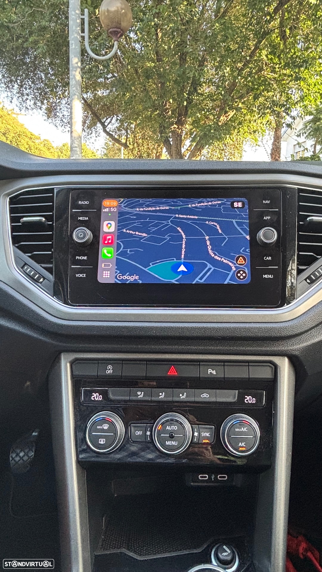 VW T-Roc - 15
