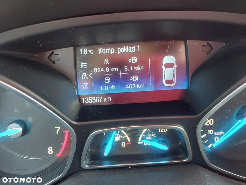 Ford Kuga 1.5 EcoBoost 2x4 Titanium - 18
