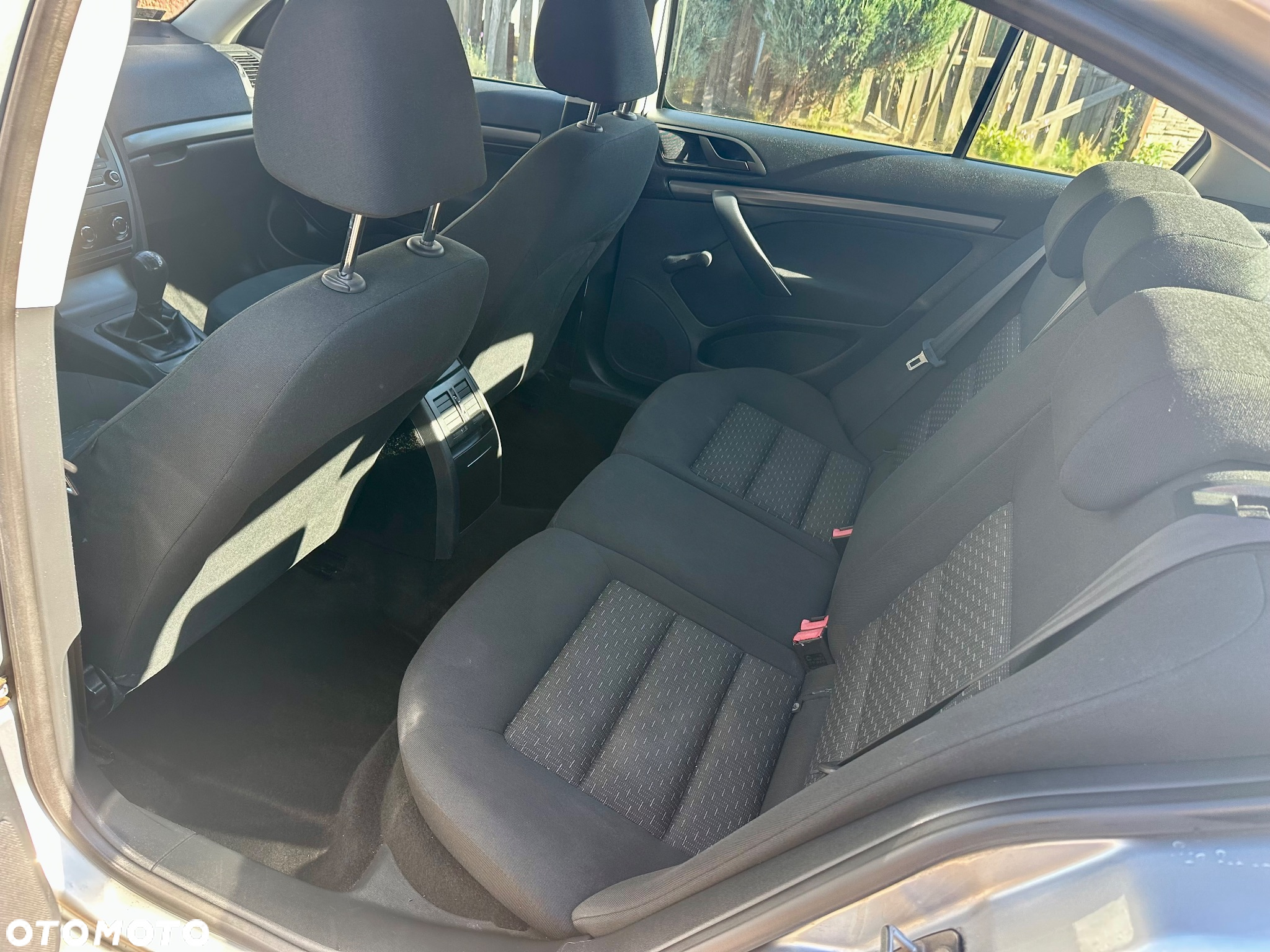 Skoda Octavia 1.6 Ambiente - 8
