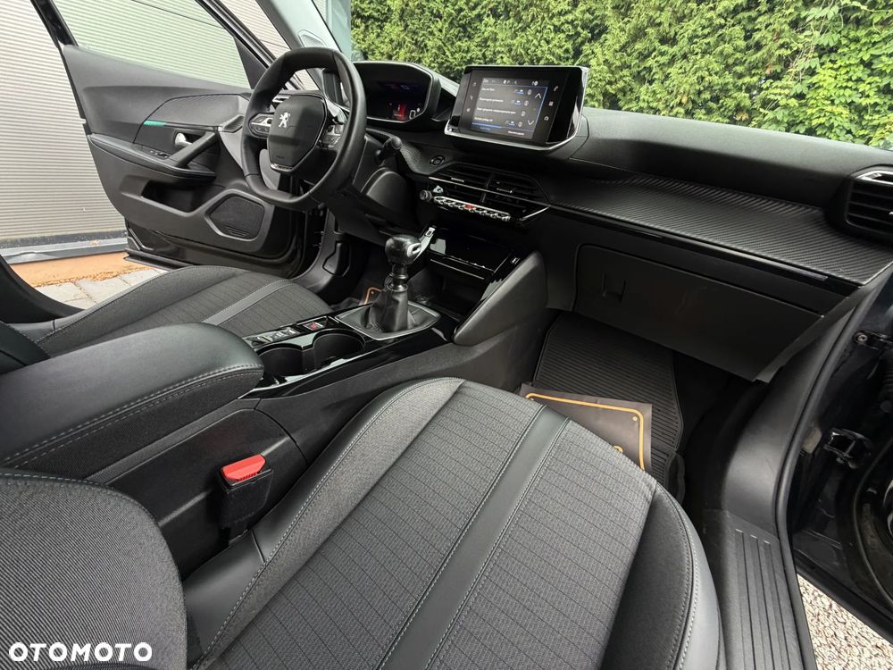 Peugeot 2008 1.2 PureTech Allure Pack S&S - 15