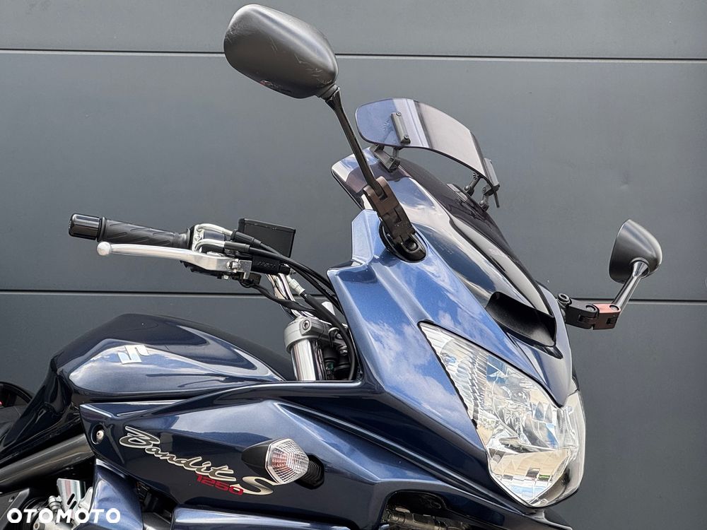 Suzuki Bandit - 2