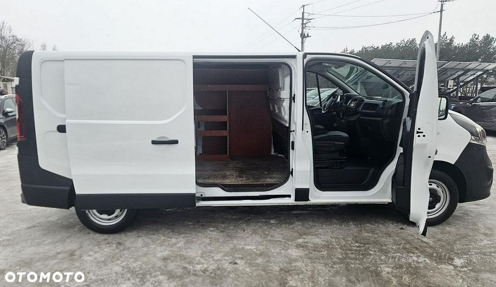 Opel Vivaro - 18