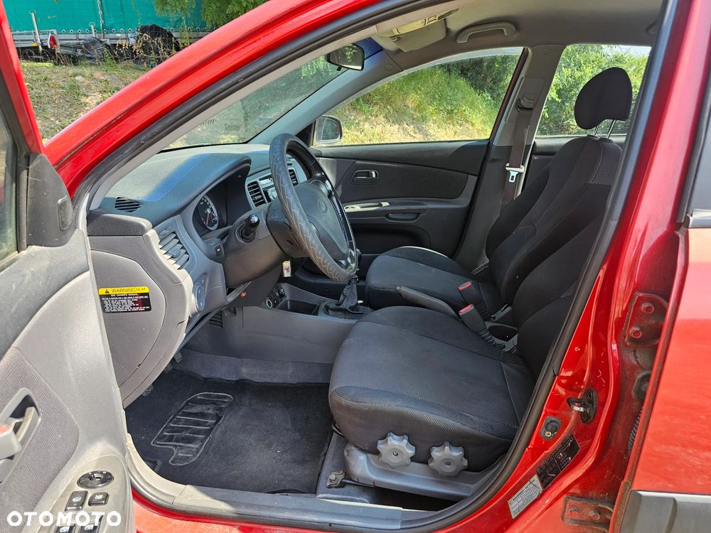 Kia Rio 1.6 Sport - 6