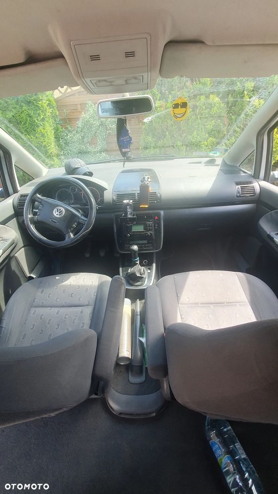 Volkswagen Sharan 1.9 TDI Comfortline - 8