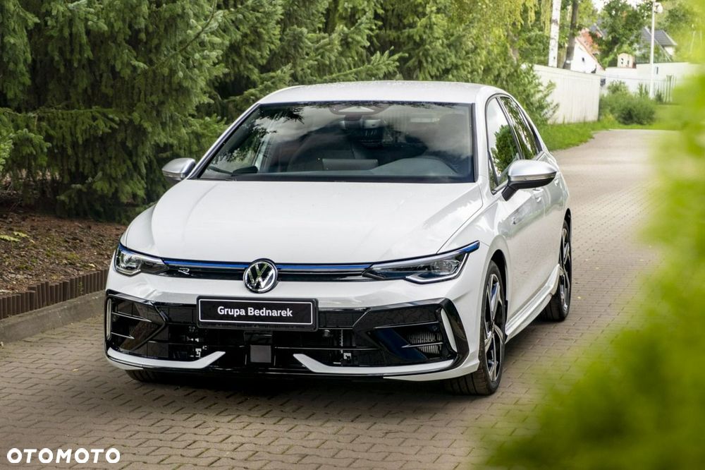 Volkswagen Golf - 12