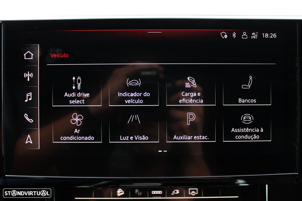 Audi e-tron 55 quattro S line - 28