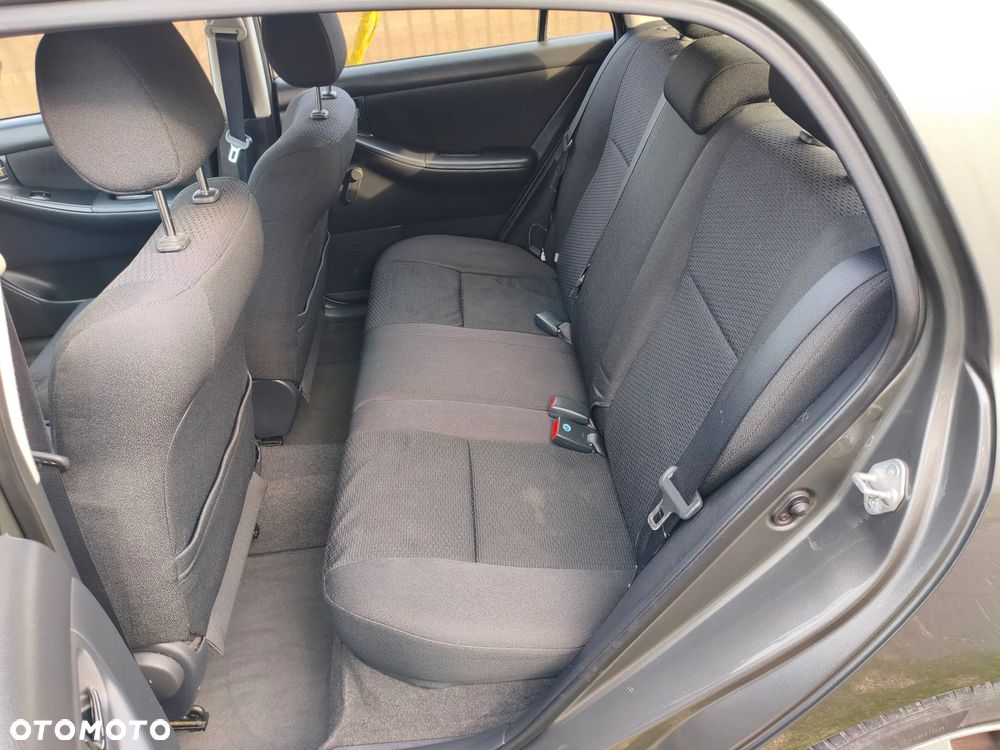 Toyota Corolla 1.4 D-4D Luna - 19