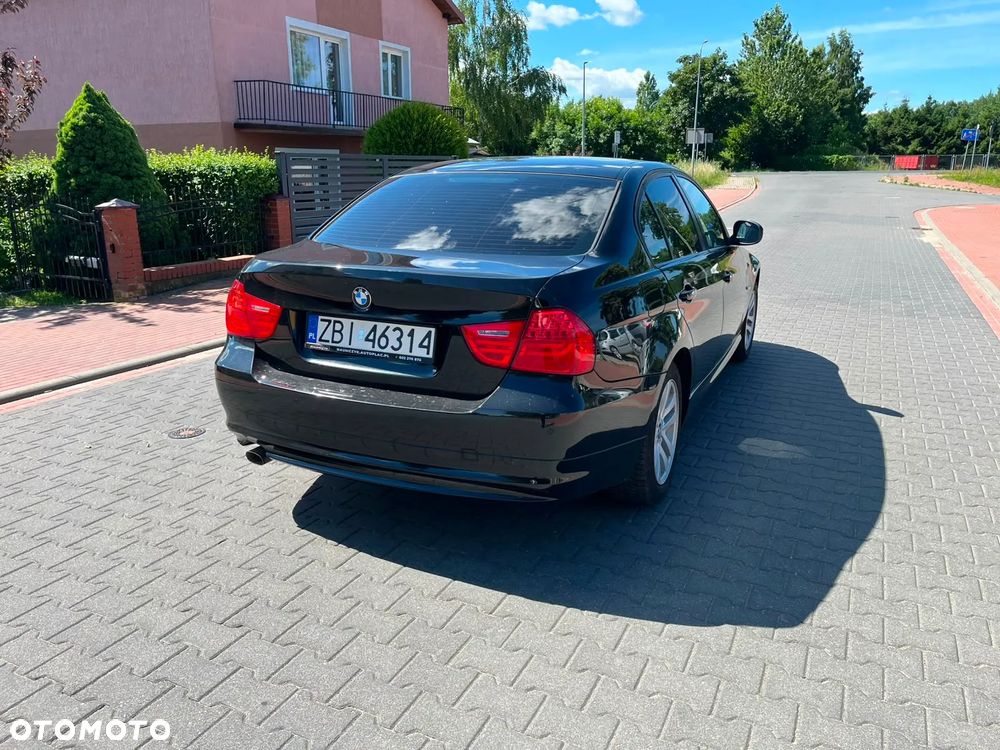 BMW Seria 3 316d - 8