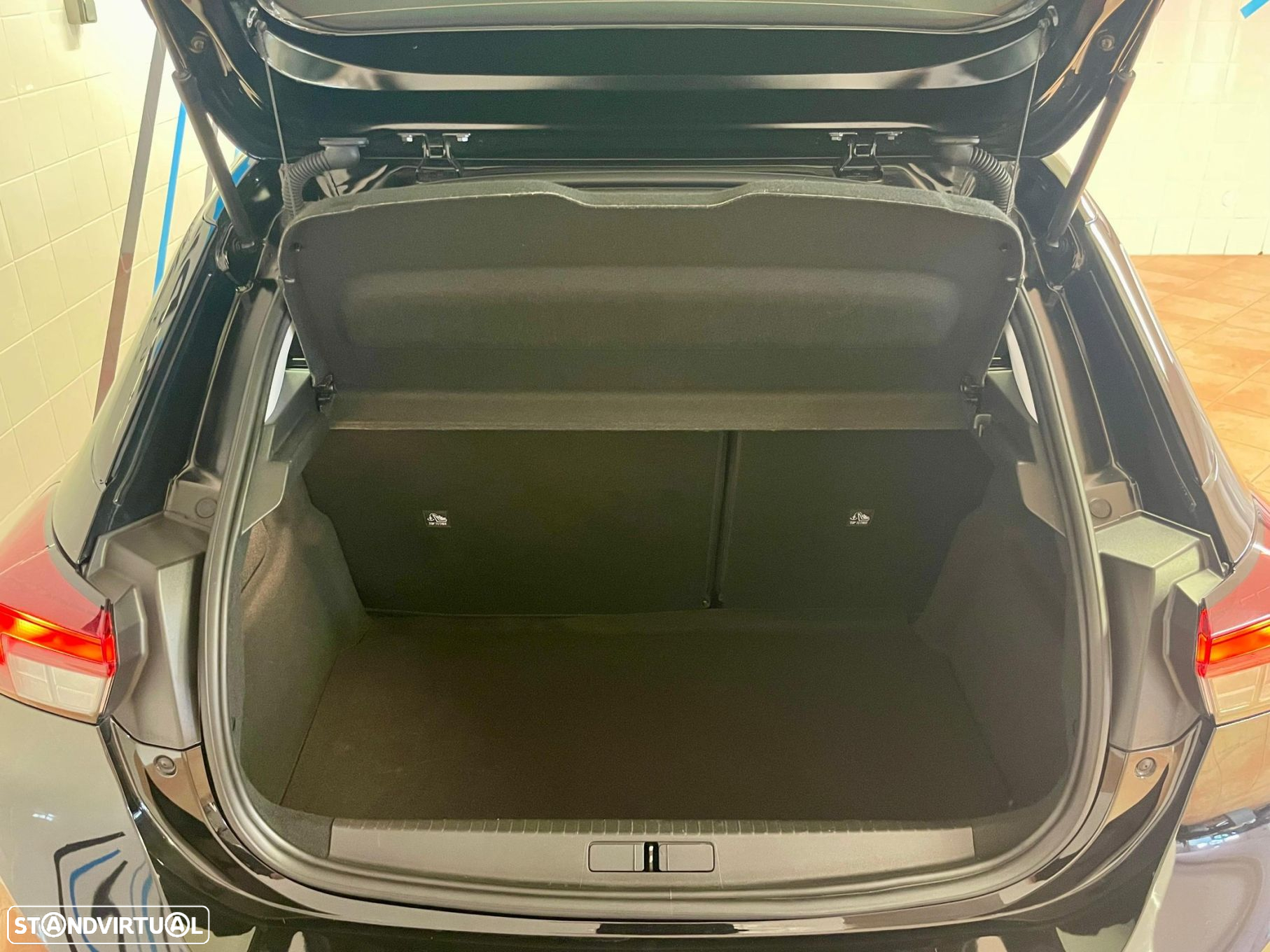 Opel Corsa-e Business Edition - 28