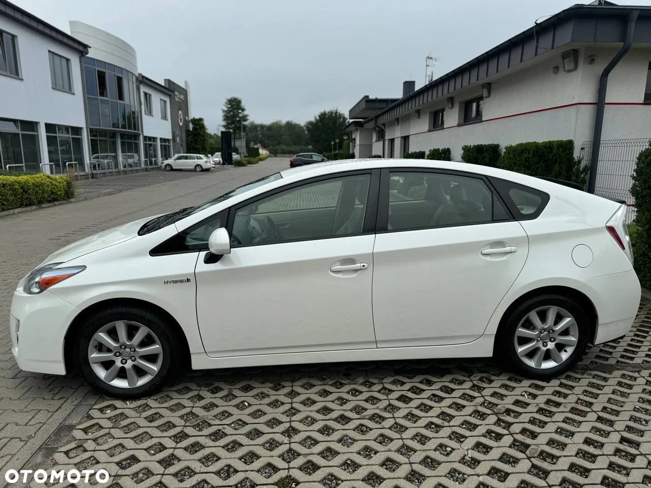 Toyota Prius - 3