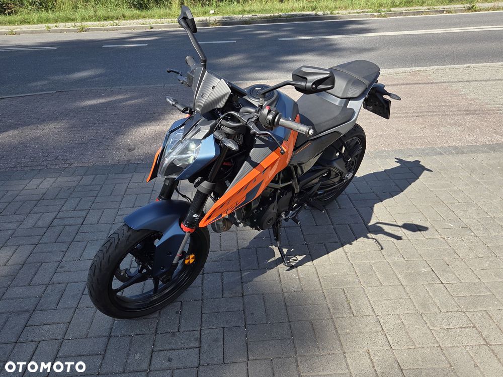 KTM Duke 125 - 19