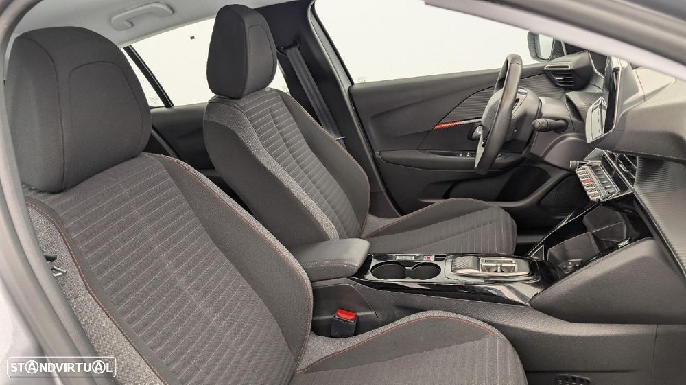 Peugeot e-208 Active - 10