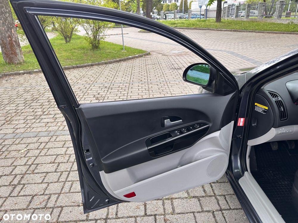 Kia Ceed 1.6 CVVT LX - 12