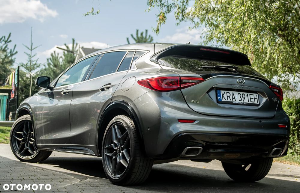 Infiniti Q30 2.2d DCT AWD Premium - 8