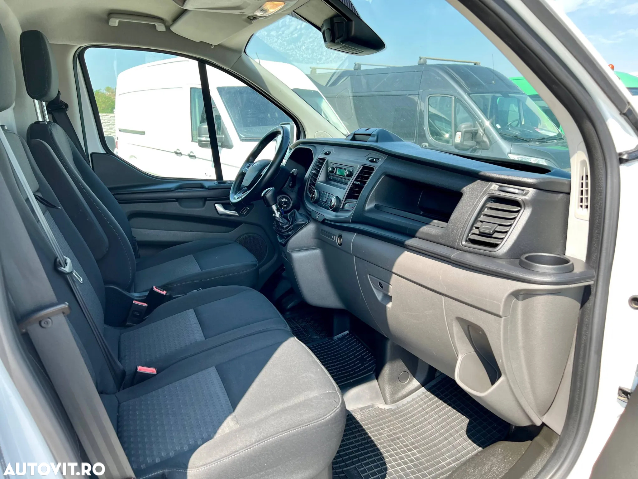 Ford New Transit Custom L2H2 - 17