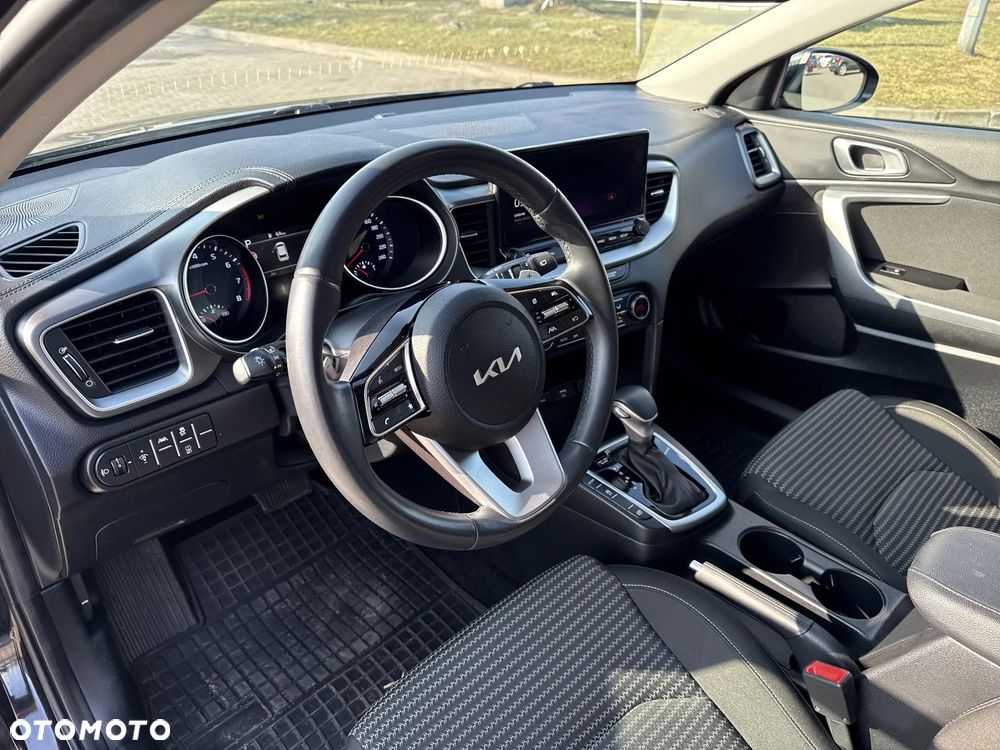 Kia Ceed 1.5 T-GDI M DCT - 10
