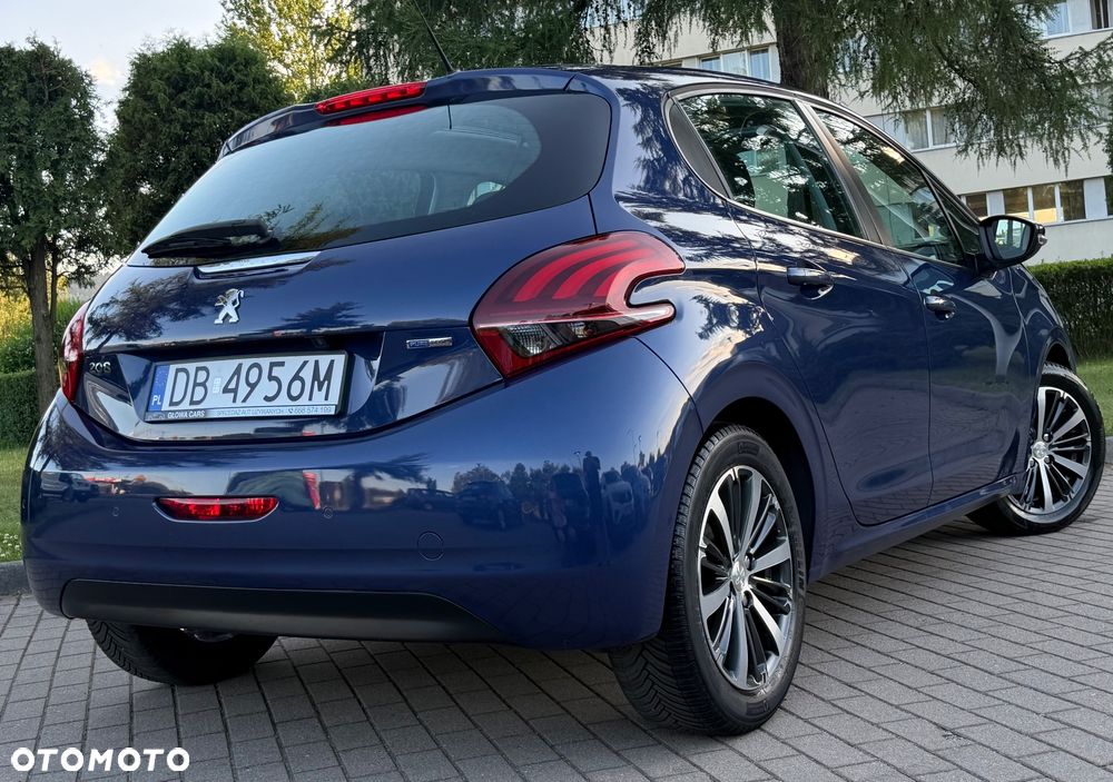 Peugeot 208 PureTech 82 Urban Move - 30