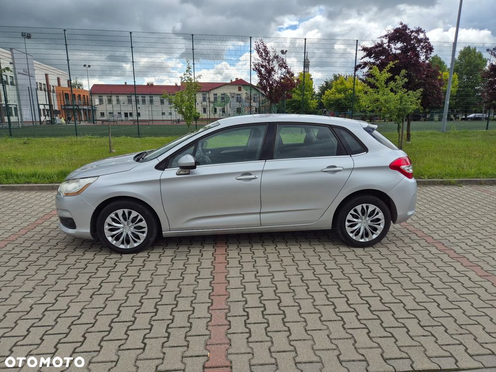 Citroën C4 HDi 90 Attraction - 2