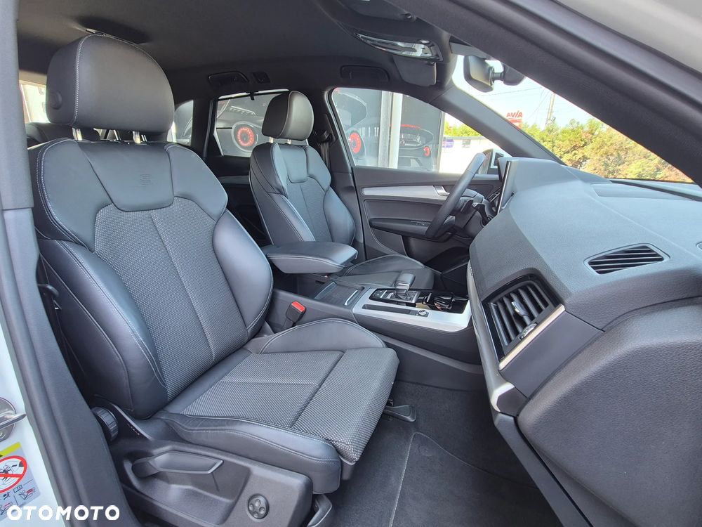 Audi Q5 40 TDI quattro S tronic S line - 34