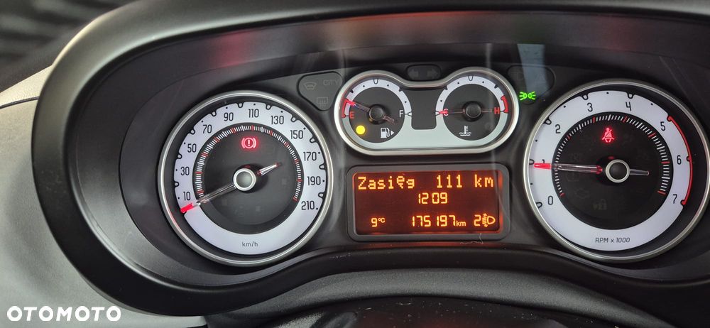 Fiat 500L 1.6 Multijet Easy S&S - 9