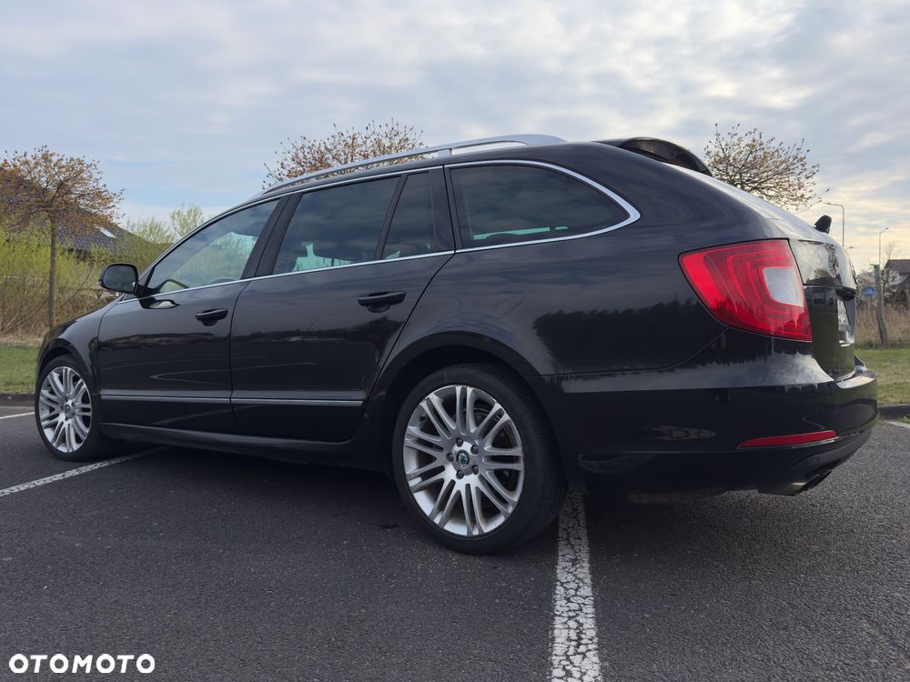 Skoda Superb 2.0 TDI Exclusive - 1