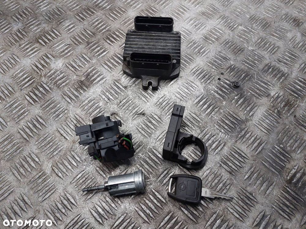 ZESTAW STARTOWY + STACYJKA Z KLUCZYKIEM ASTRA G 1.6 16V 09355929 13107754 - 7