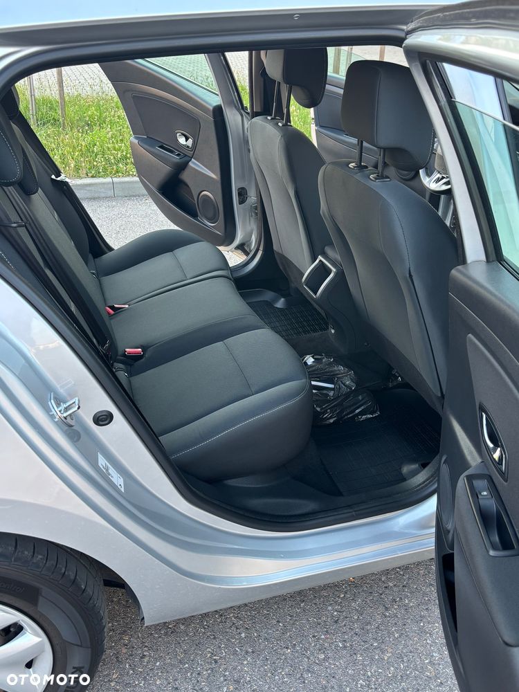 Renault Megane 1.5 dCi Life - 12