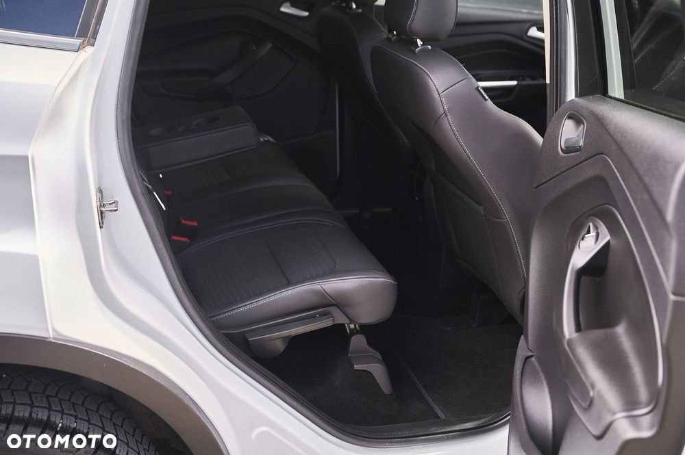 Ford Kuga 2.0 TDCi FWD Edition - 17