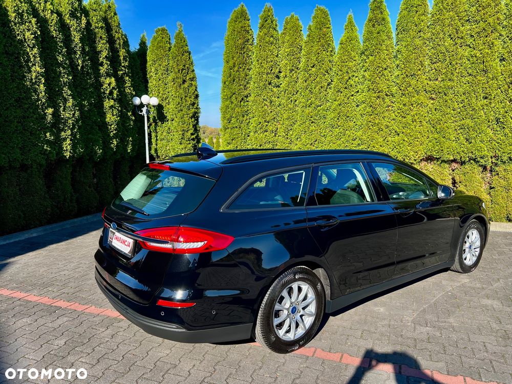 Ford Mondeo - 9
