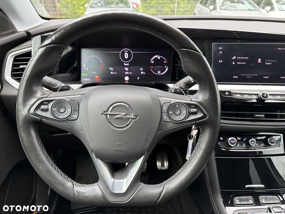 Opel Grandland 1.2 T GS Line S&S - 11