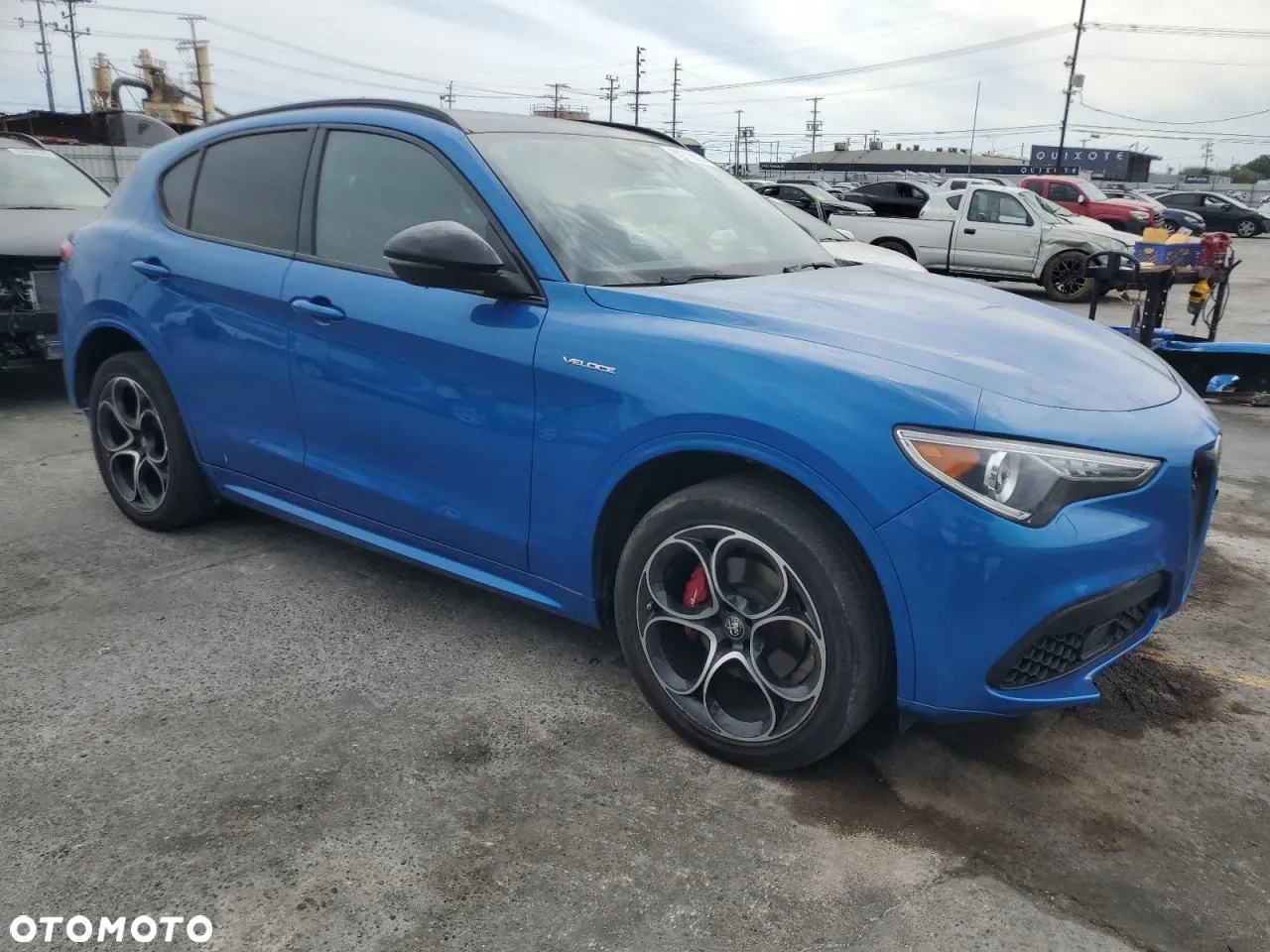 Alfa Romeo Stelvio 2.0 Turbo 16V AT8-Q4 Veloce Ti - 3