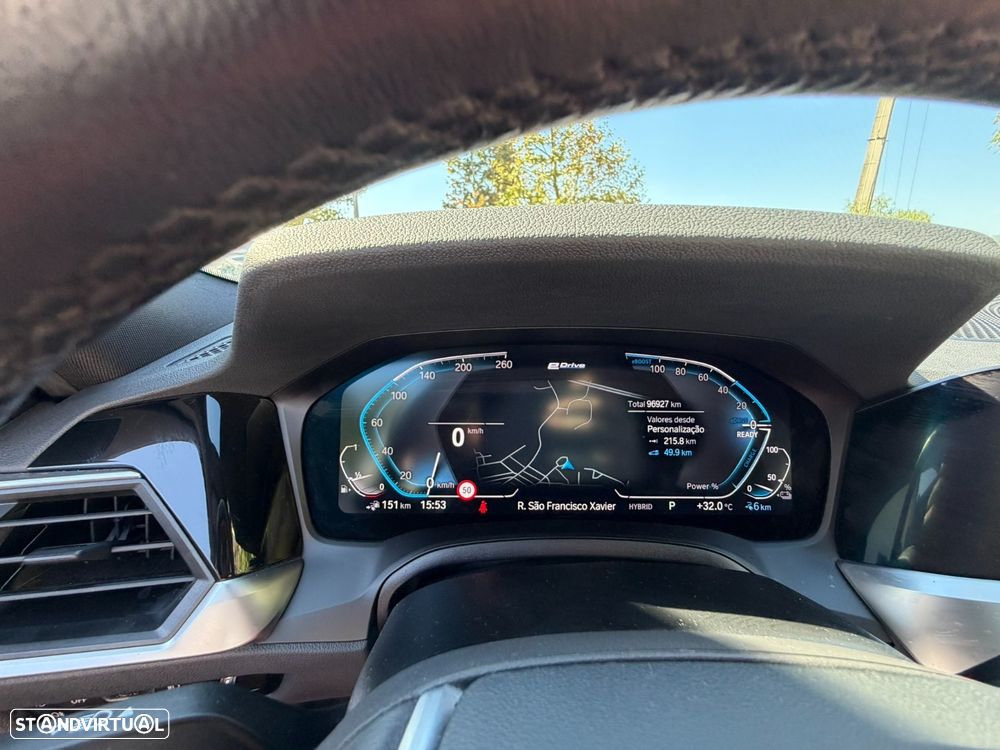 BMW 330 e Aut. Sport Line - 18