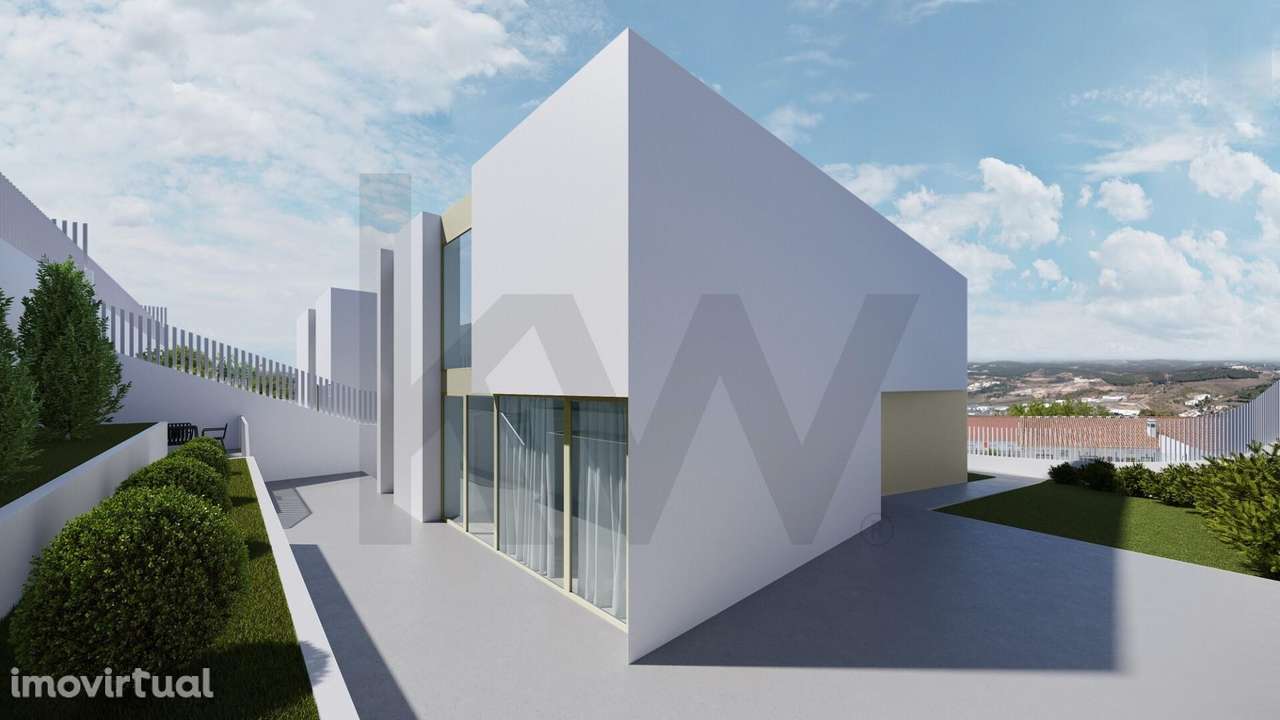 Lote com projeto aprovado para moradia isolada T4 - Grande imagem: 2/21